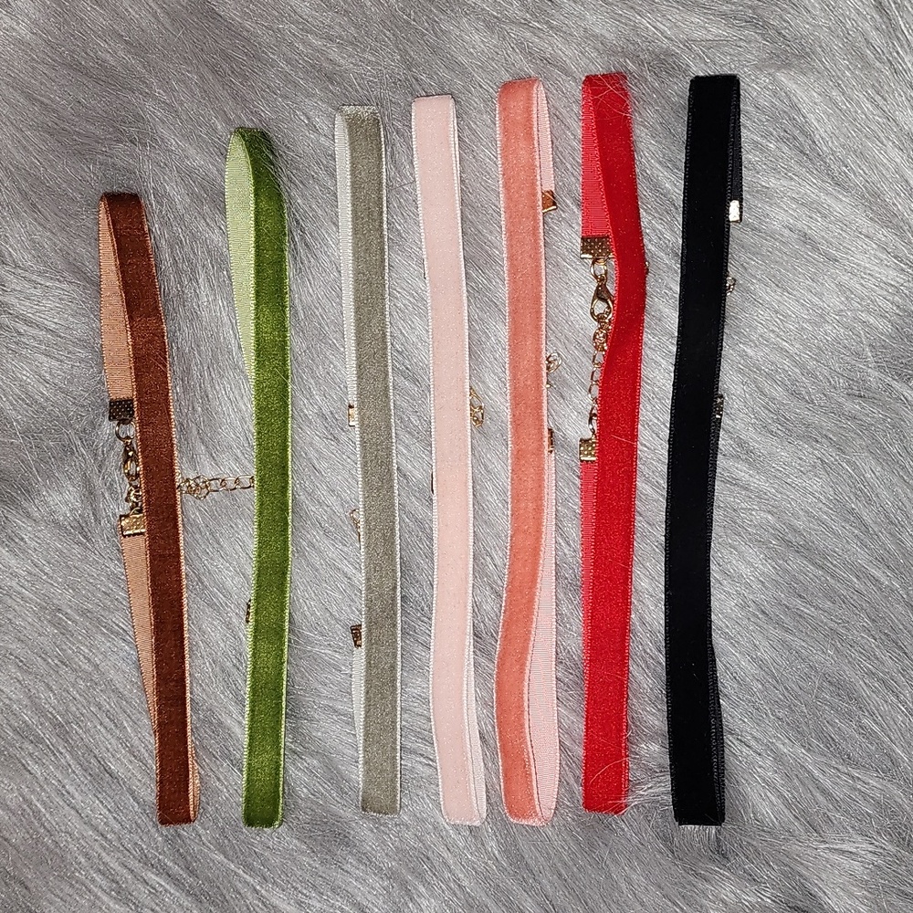 Choker Necklaces*